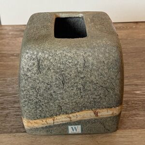 Wamsutta Vintage Y2K “Bedrock”, Tissue Box Cover, Resin Square, Natural Fossil.